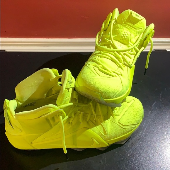 lebron 12 tennis ball